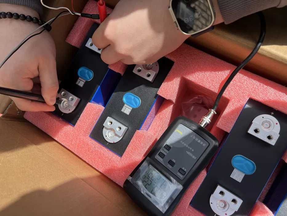 Продам Ячейки, ячейки EVE 280 / 314 ah аккумуляторы Lifepo4 / ева