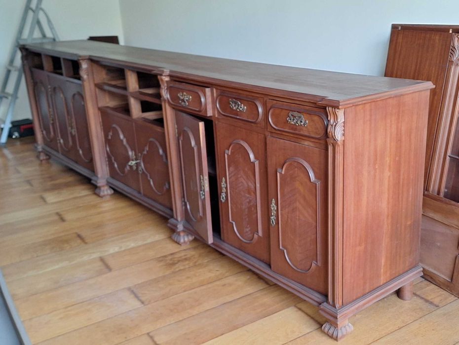 Móvel/aparador em mogno