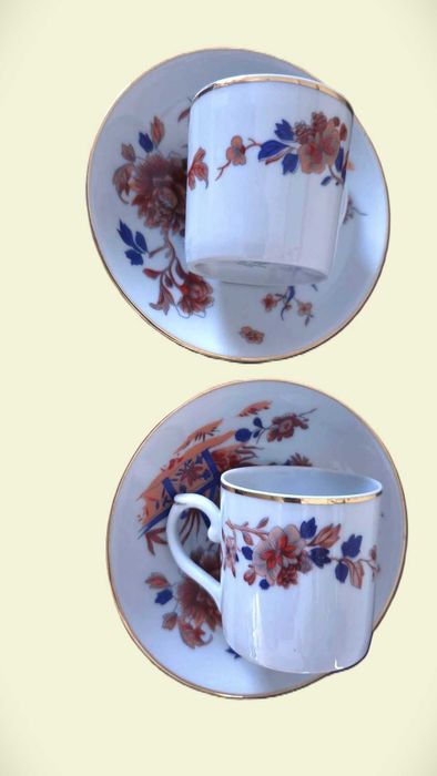 Duas chávenas de café Imari