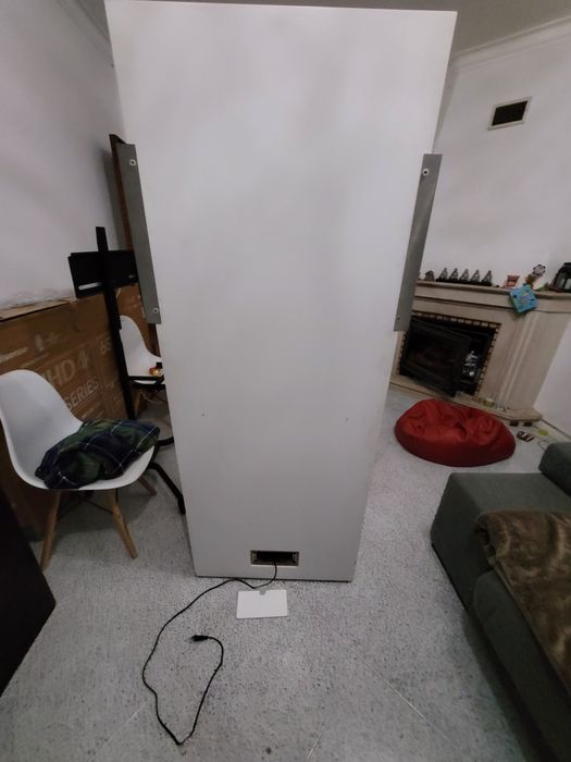 Expositor com eliminação led ideal para tv e PS