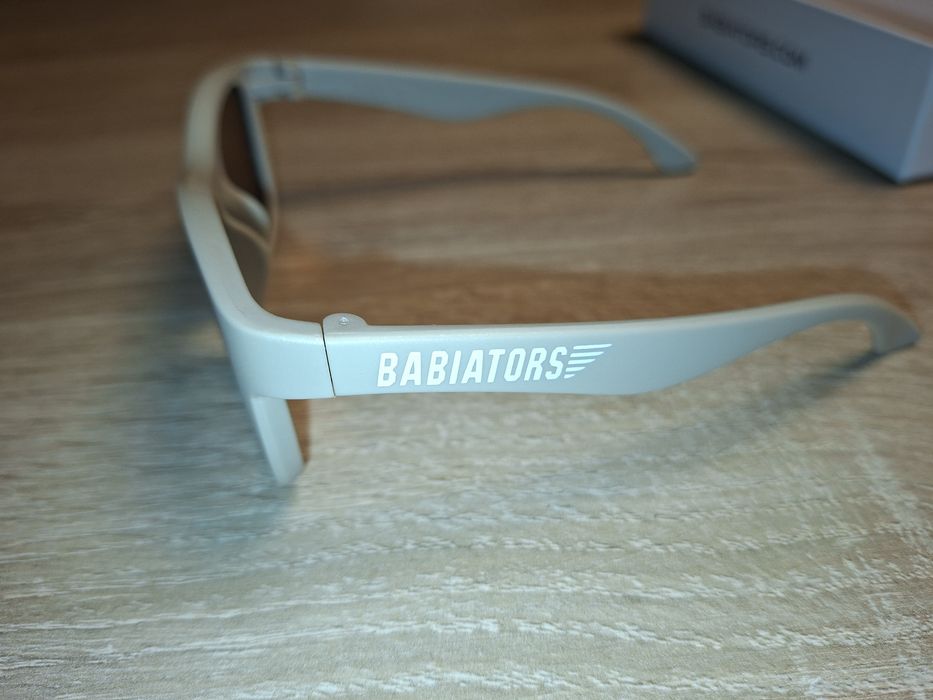 Okulary przeciwsłoneczne Babiators 3-5 lat