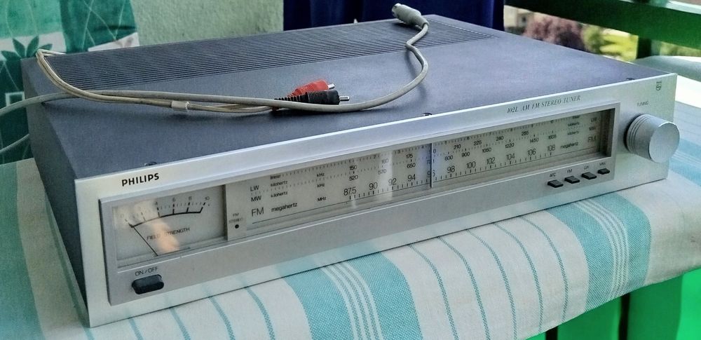 Radio Philips 102L