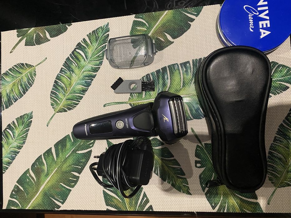 Продам електробритву в дуже чудовому стані панасонік