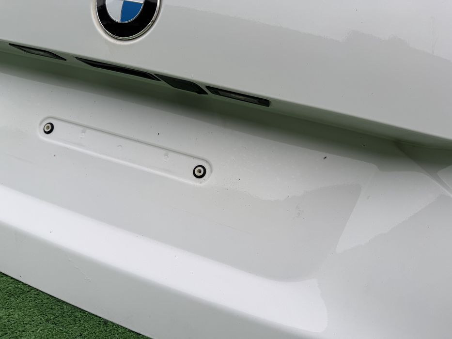 Кришка багажніка bmw x1 e84 ляда бмв колір а300 біла, з  склом