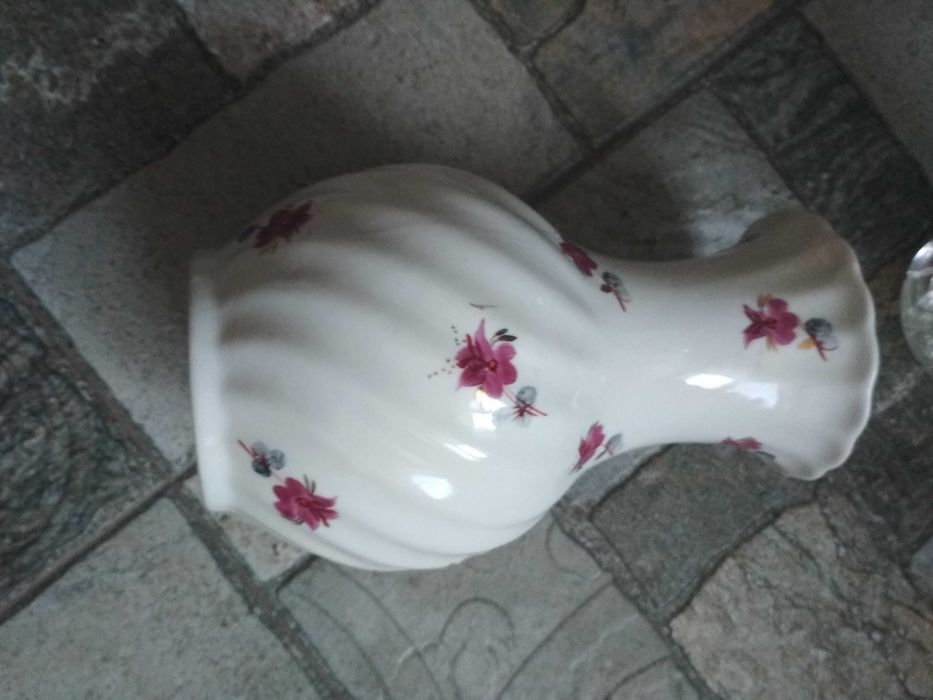 Ваза вазы хрустальная и керамическая