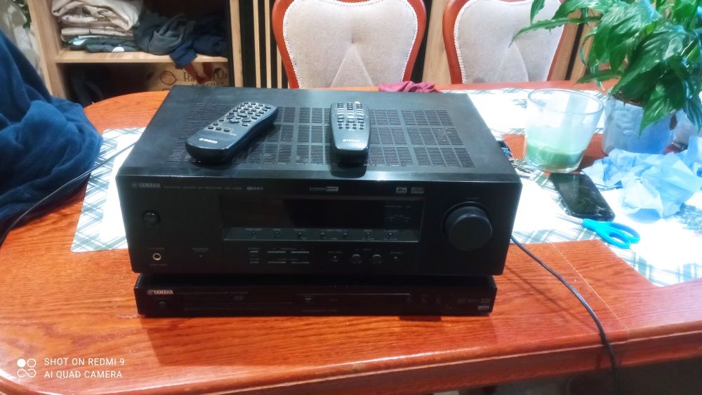 amplituner +dvd 2piloty