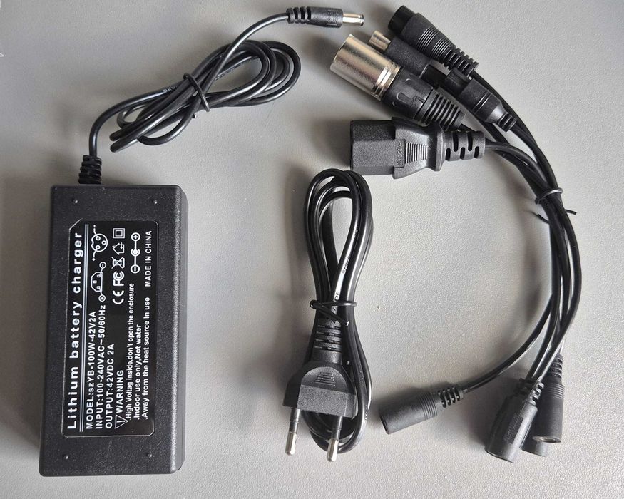 Ładowarka do skutera elektrycznego 42V 2A kabel do ładowania