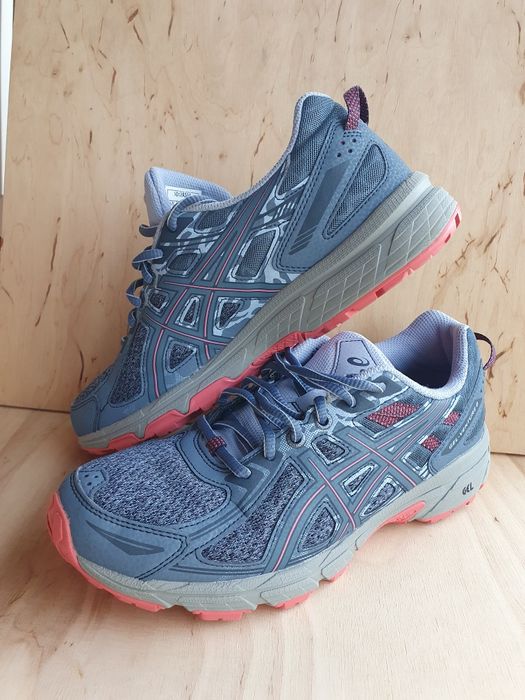 Жіночі бігові кросівки  Asics Womens Gel Venture 6 р.40,5