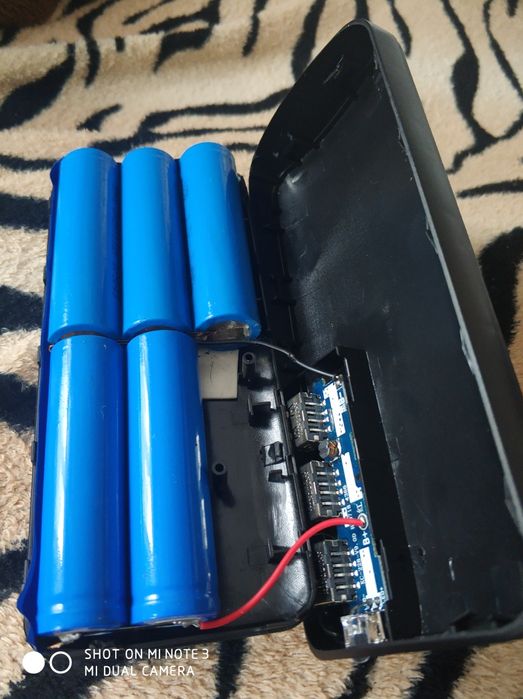 Повербанк .новый