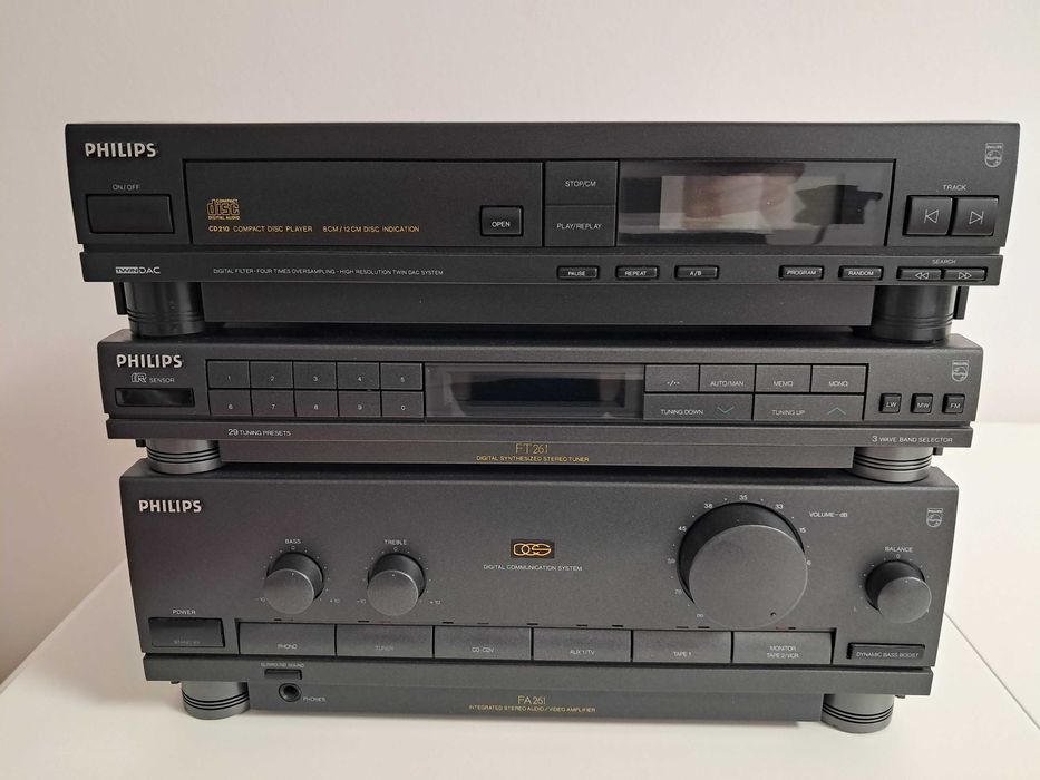 Вінтажний музичний центр Philips FT-261  FA-261 та CD плеер