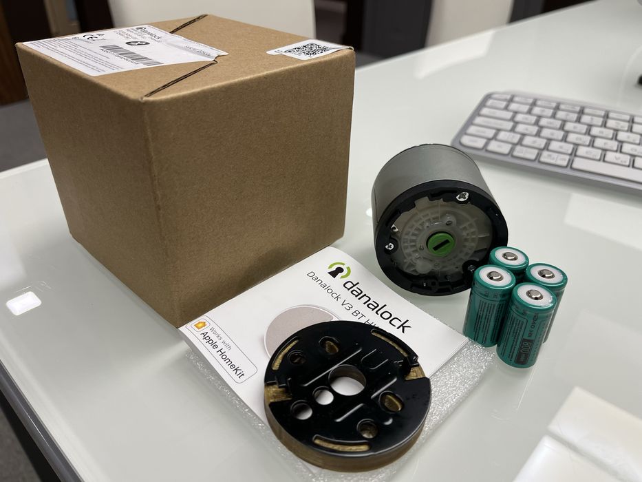 Danalock v3 bluetooth+Apple HomeKit,smart, розумний замок