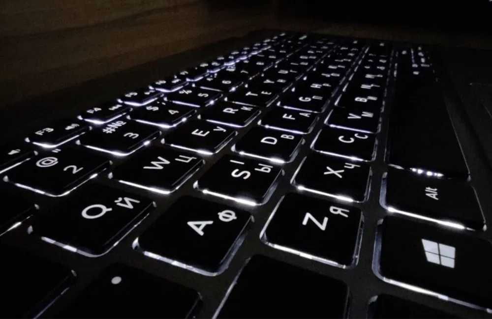 Якісно! Лазерная гравировка Лазерне гравіювання клавіатури ноутбука