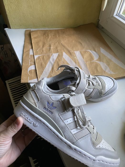 Кроссовки Adidas 40 размер кожа