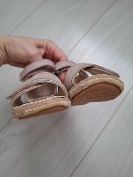 Sandały skórzane Lasocki Kids 25