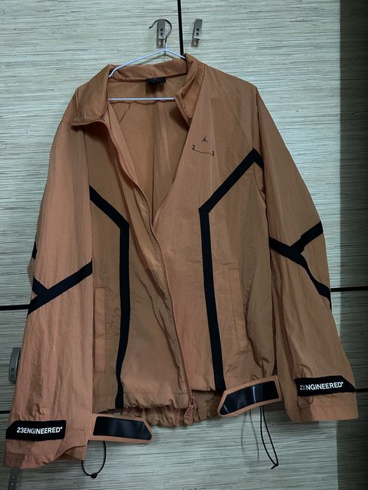 Куртка Jordan 23 Engineered помаранчева чоловіча розмір M