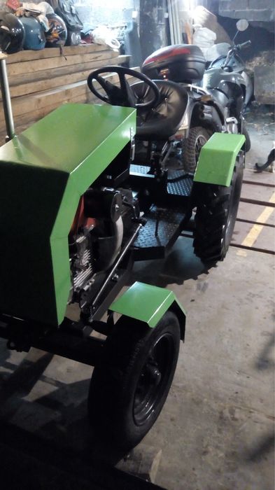 Traktor SAM, super stan