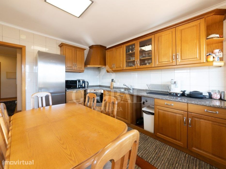 Apartamento T3 Paços De Brandão