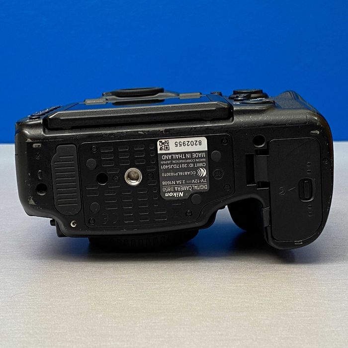 Nikon D850 (Corpo) - 45.7MP