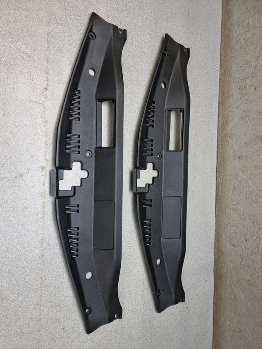 Накладка замкової панелі Toyota Camry 70 розборка 2018-2024