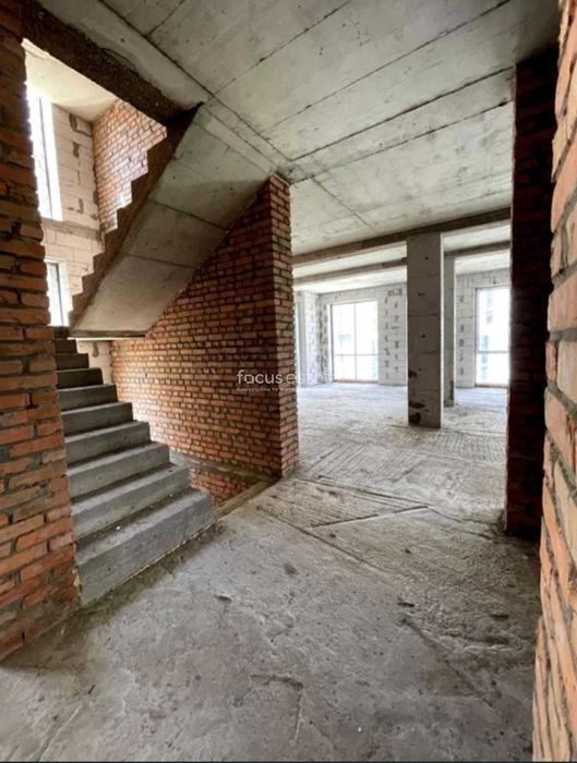 Продаж будівлі на Печерську 543м2