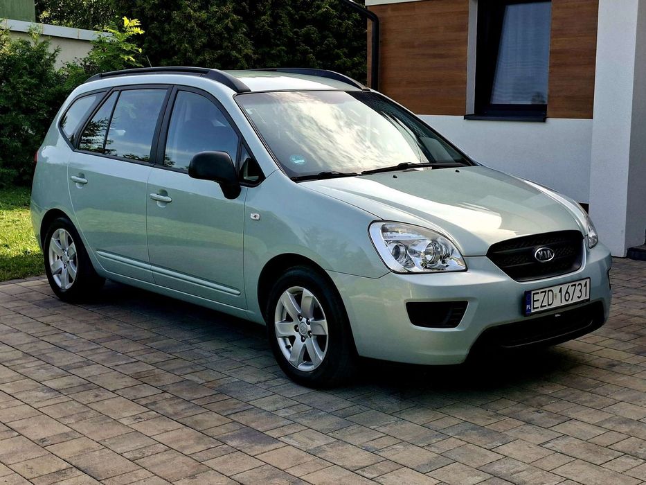 Kia Carens