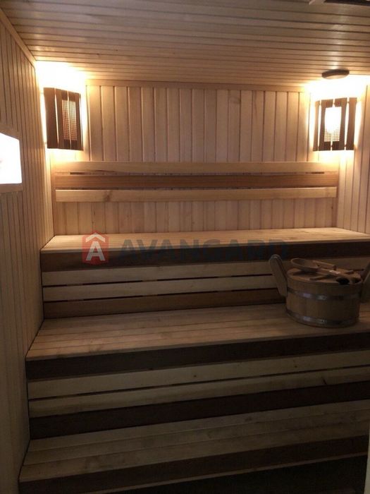 Продам просторий сучасний будинок (Космос, ост. Південний ринок)