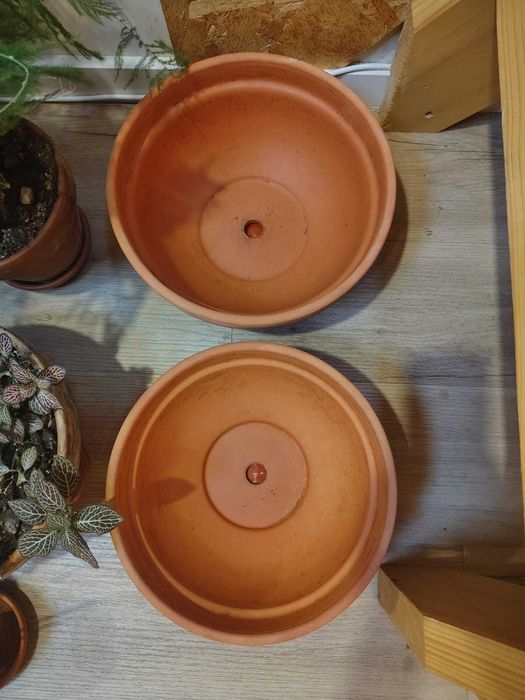 Floreira de madeira para 3 vasos