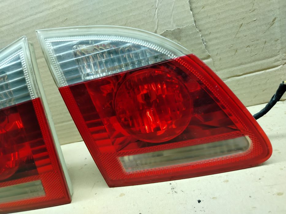 Lampy tył BMW E61 w klapę bagażnika