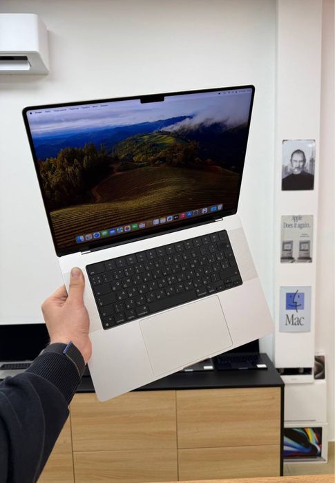 MacBook Pro 16” 2021(M1PRO) - Silver 16GB/512GB