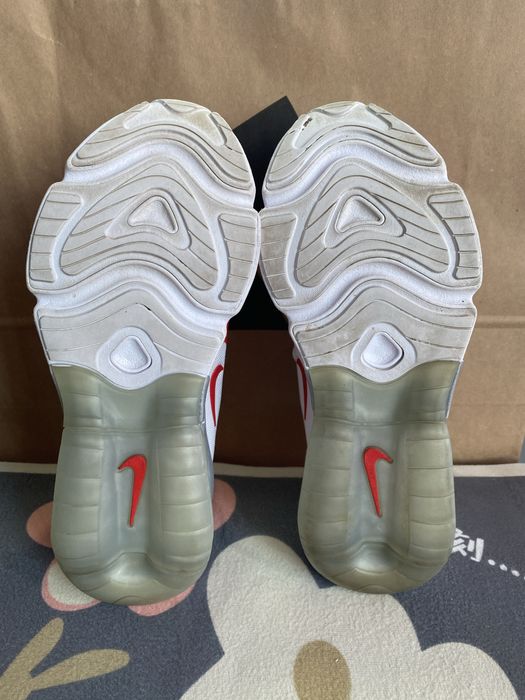 Продаю оригинальные крассовки NIKE AIR MAX 200 WHITE/Red