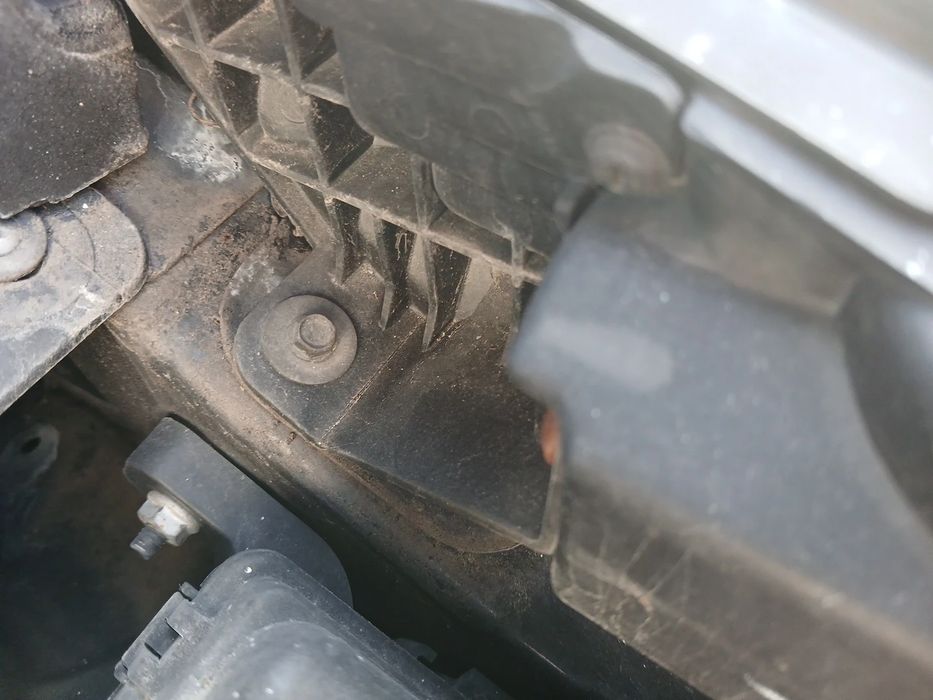 Ótica / farol esquerda CHEVROLET Spark (M300)