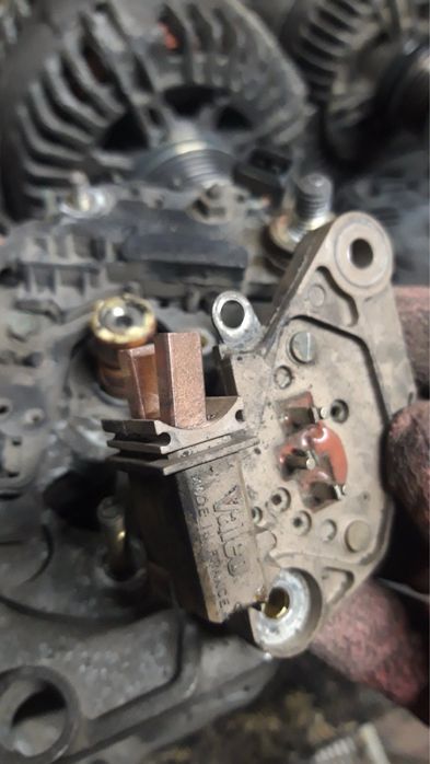 Генератор для Peugeot Partner Citroen Berlingo Jumper Fiat Scudo Doblo