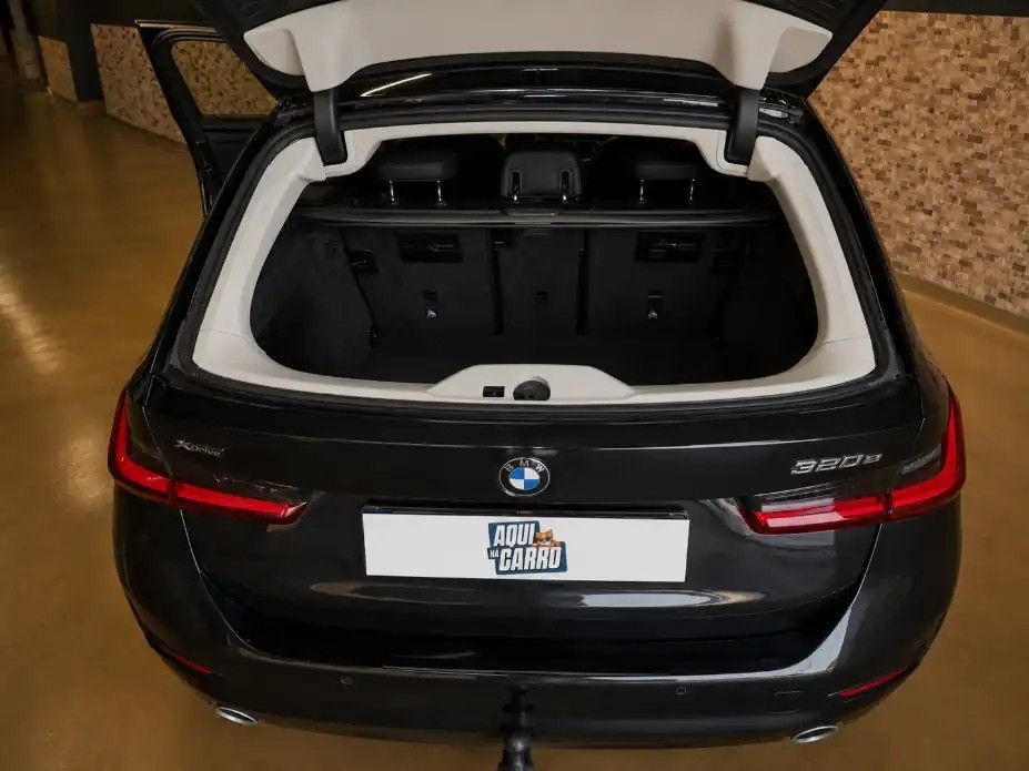 BMW 320 e xDrive Touring | Plug-in Hybrid | 95.000 km | 2021