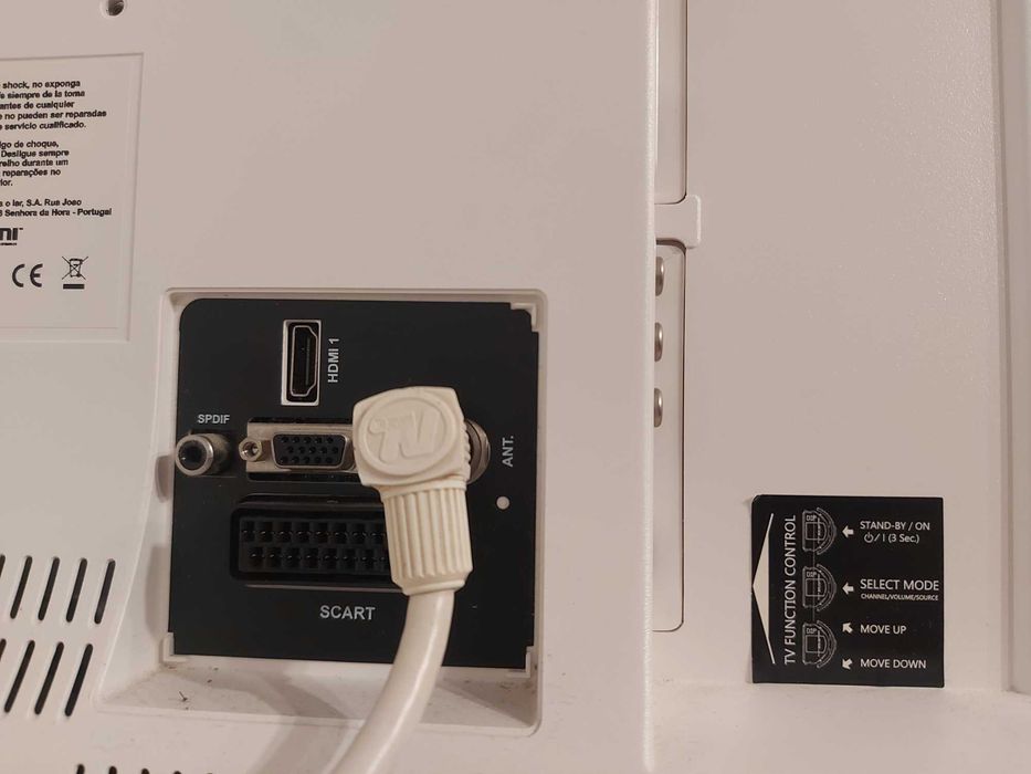 TV LED HD Ready 24'' KUNFT 24VLM16 White