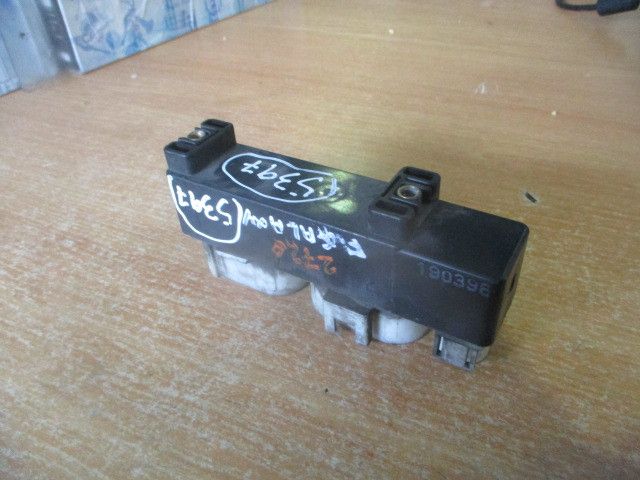 Botão / interruptor electromecânico / relé FORD Galaxy (CK)