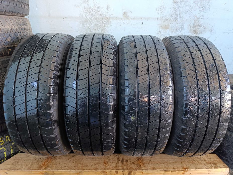 шини резина 215/65 R15C Goodyear