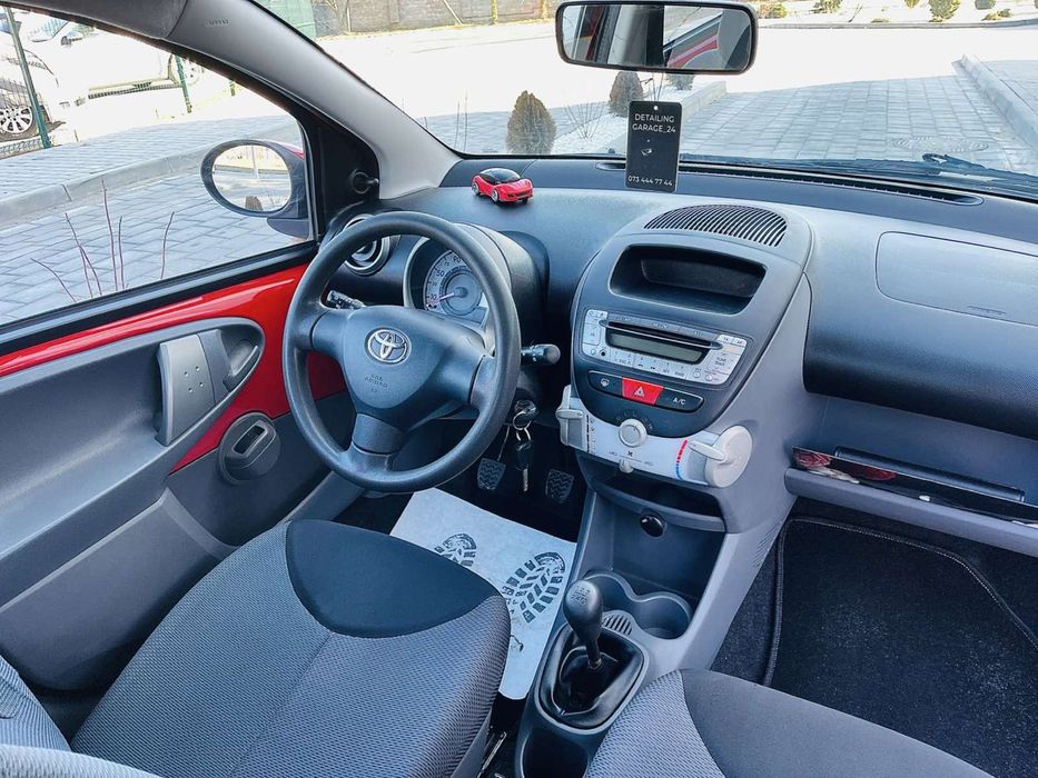 Toyota aygo продам