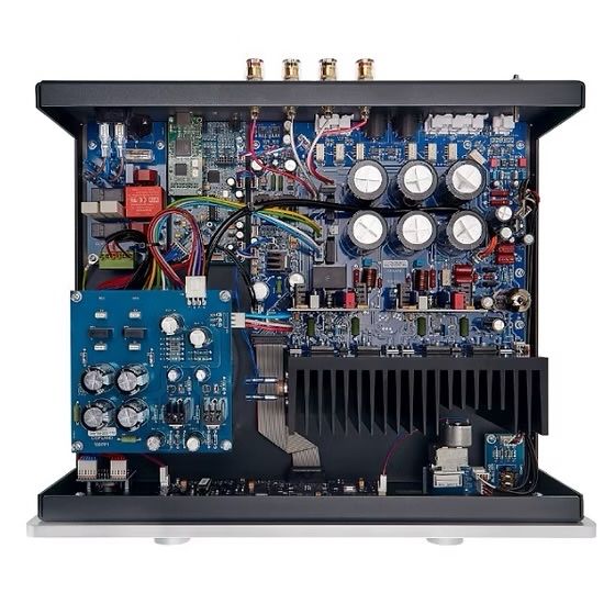 Amplificador COPLAND CSA-150