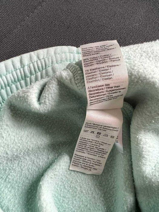 Спортивні штани Lacoste