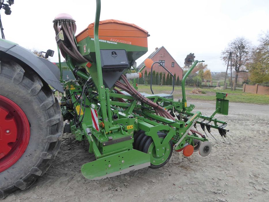 Agregat Uprawowo siewny Amazone AD-P 4000 Special