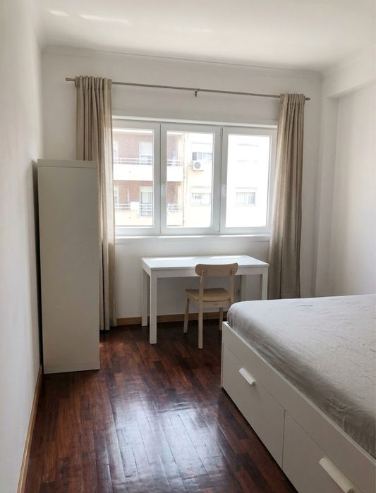 Quarto Braga - Bem localizado
