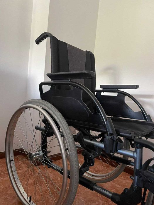 Cadeira de Rodas SUNRISE BREEZY® Style 40 - com garantia