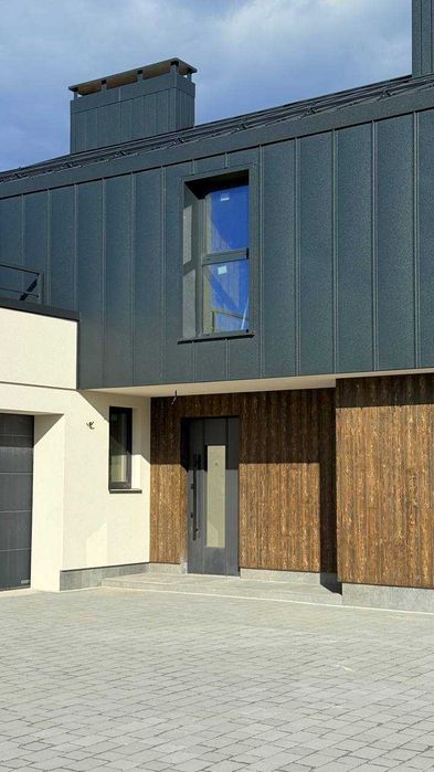 Просторий будинок, готовий, оформлення