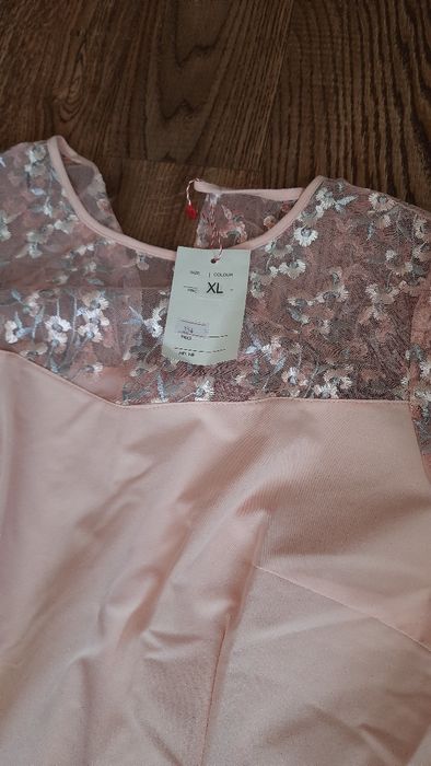 Сукня жіноча  , приталена