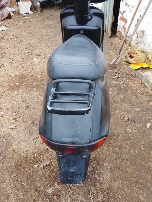 Хонда леад аф20.