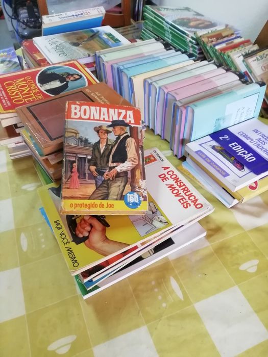Livros antigos discos em vinil