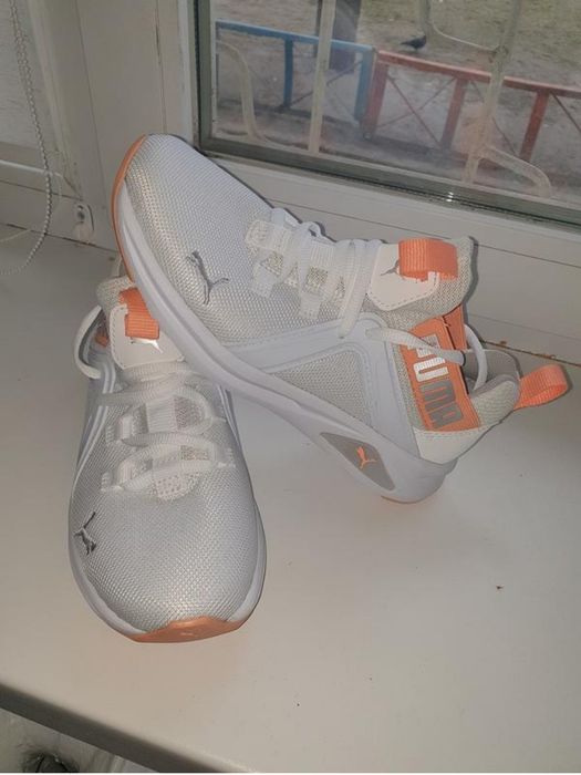 Продам кросівки puma