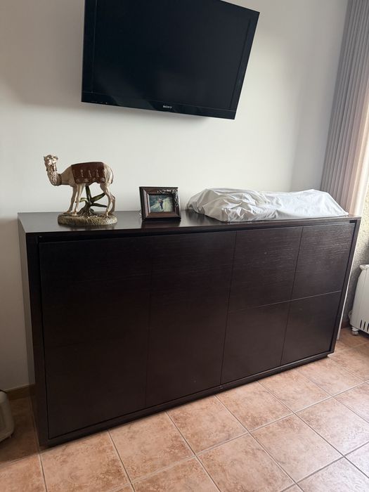 Cama individual  / armario