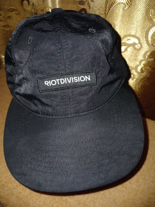 Кепка riot division