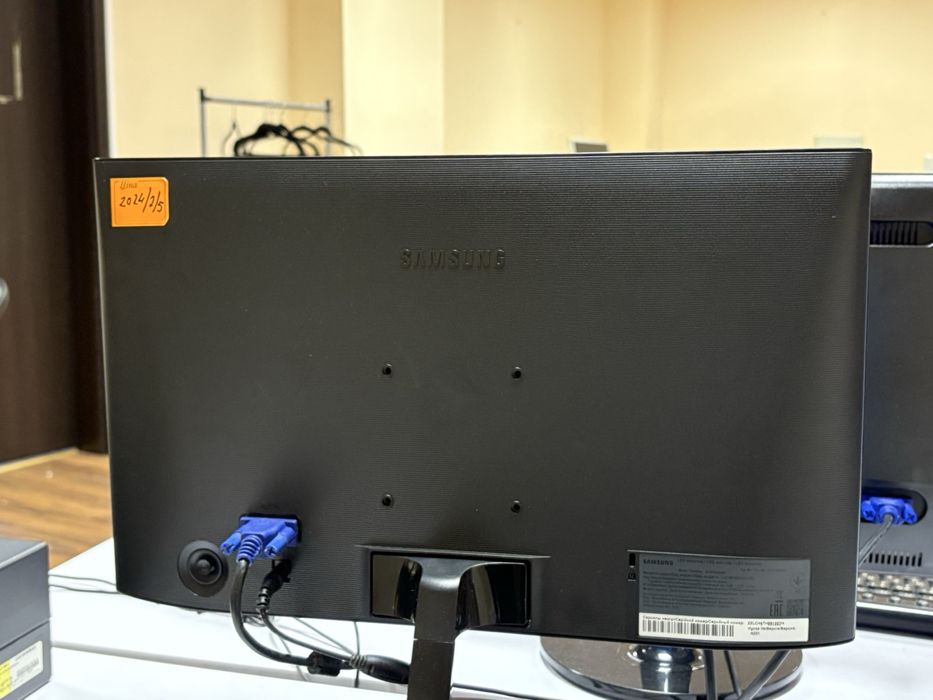 Монітори Acer, Samsung, Lg